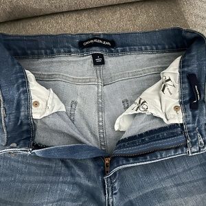 Calvin Klein skinny jeans. In good condition.